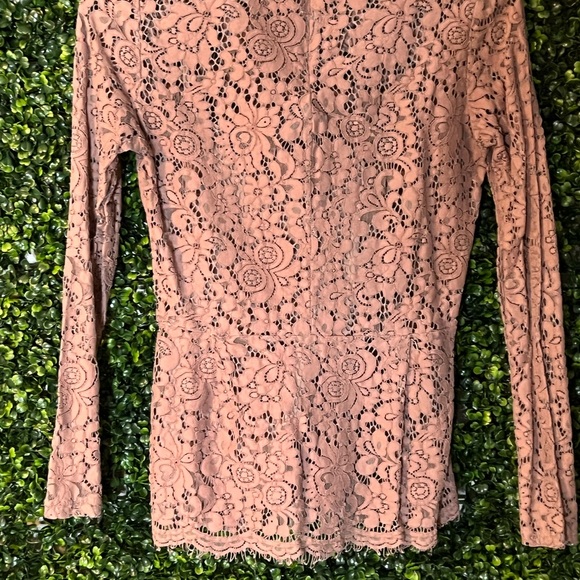 H&M Mauve Lace Blouse - Picture 2 of 2